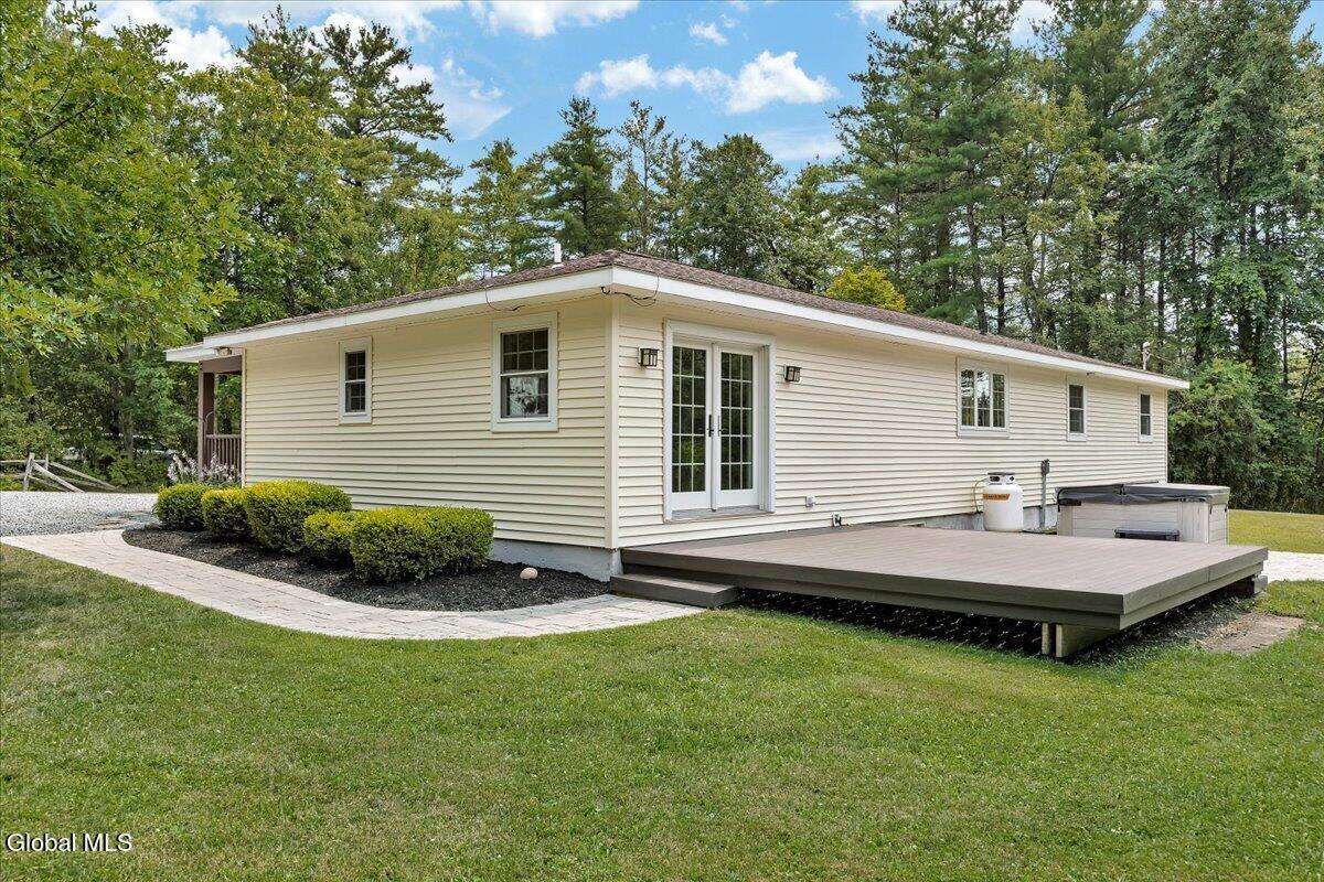 54 Cold Springs Road