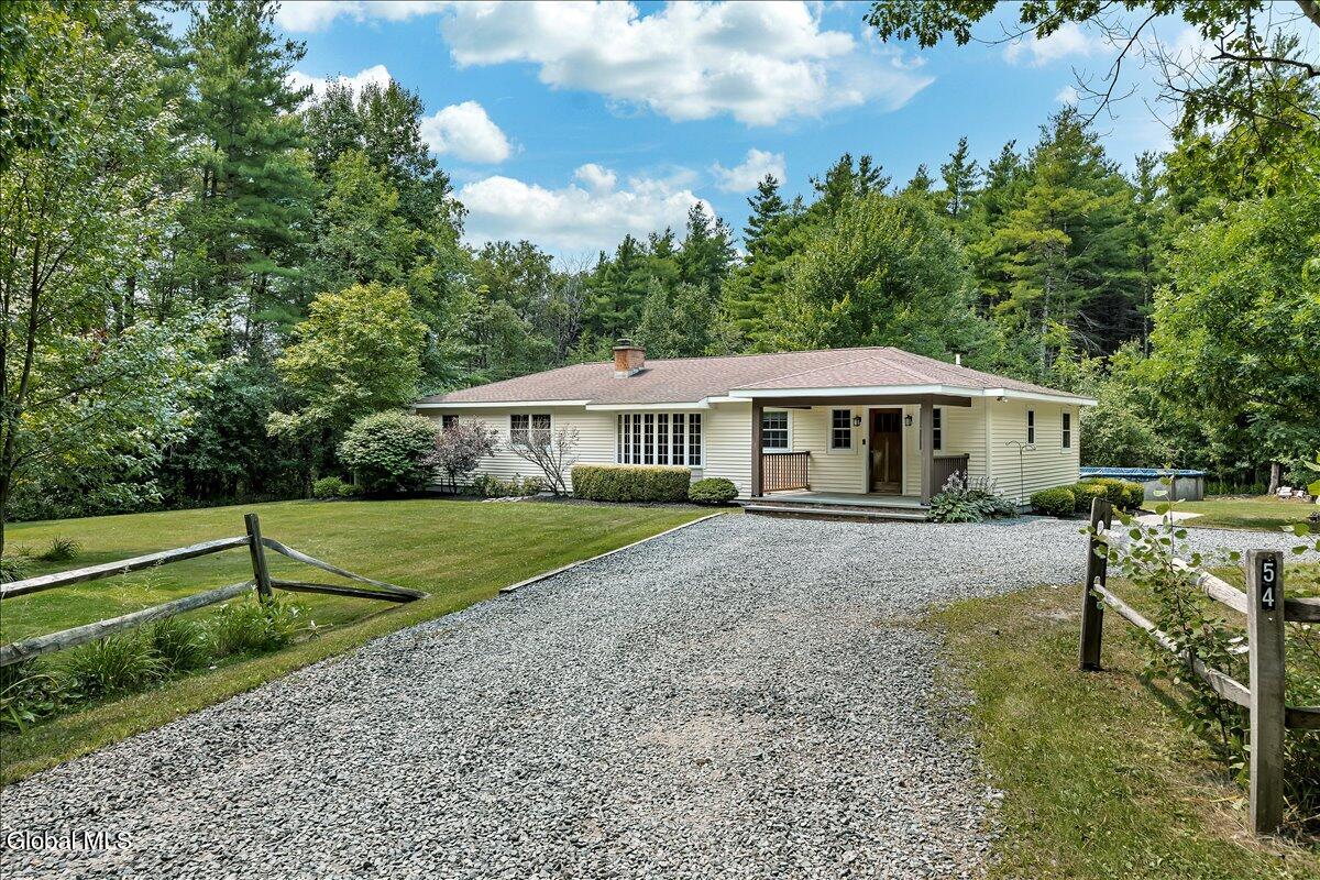 54 Cold Springs Road
