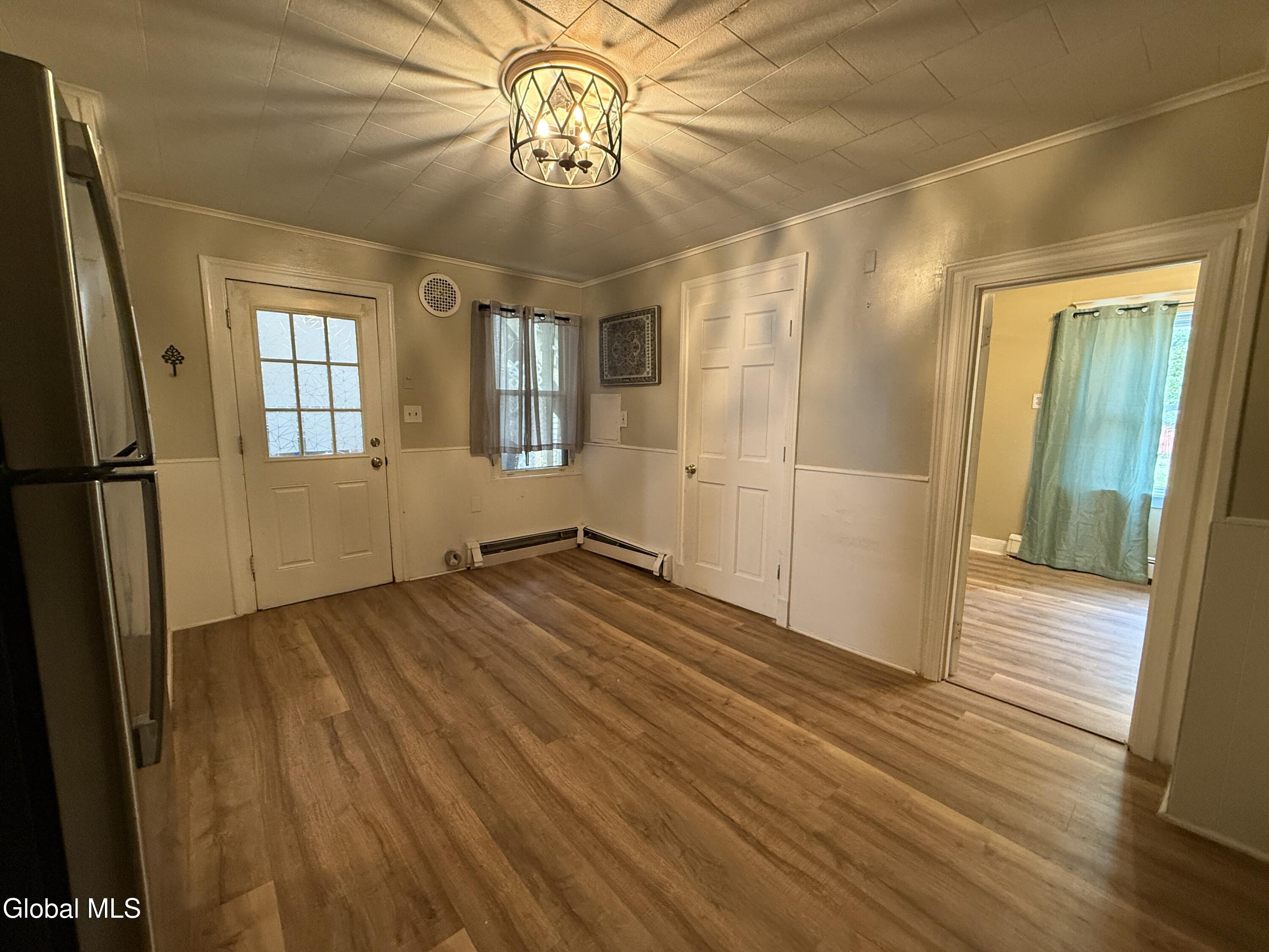 403 2nd Street, 1