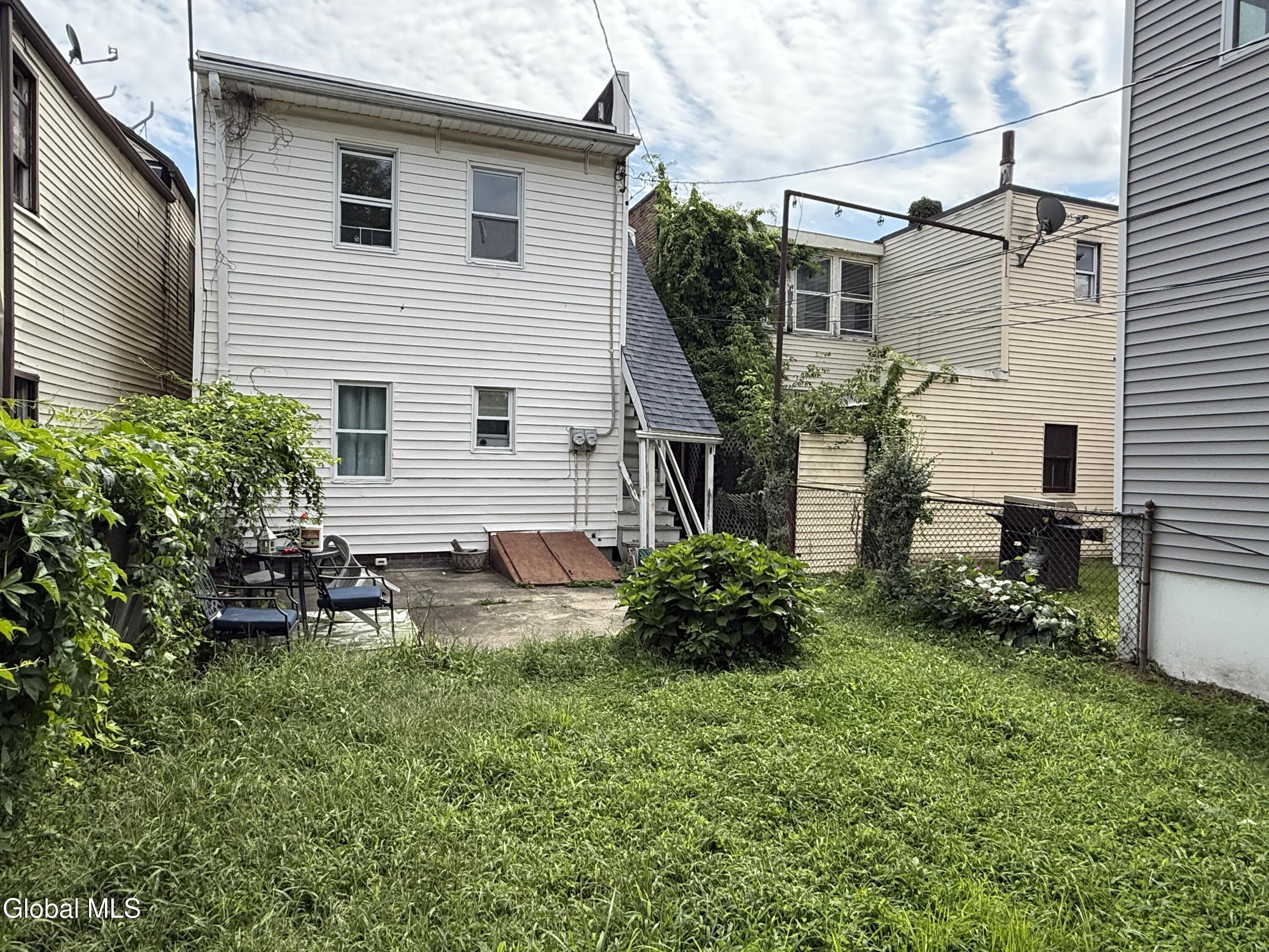 403 2nd Street, 1