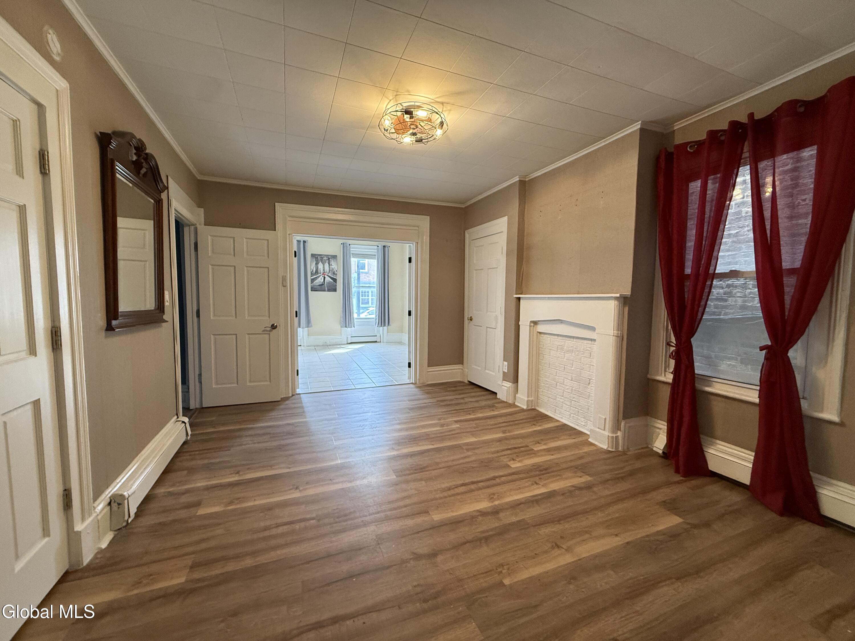 403 2nd Street, 1