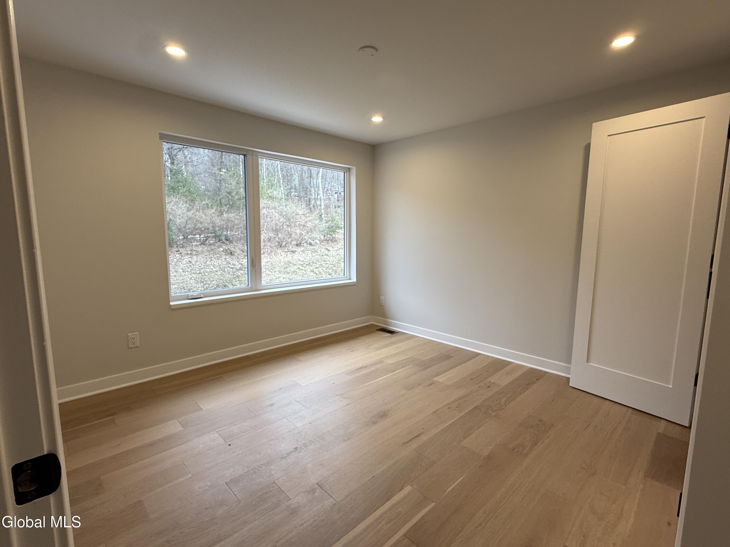 11 Footpath Way