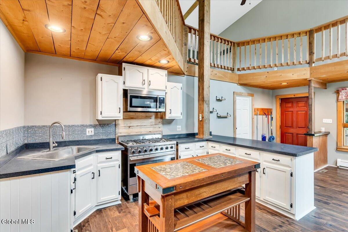 9452 Mariaville Road