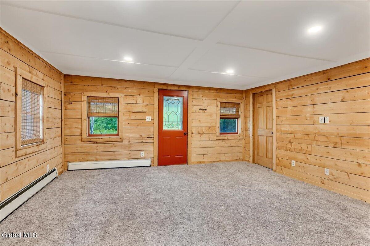 9452 Mariaville Road