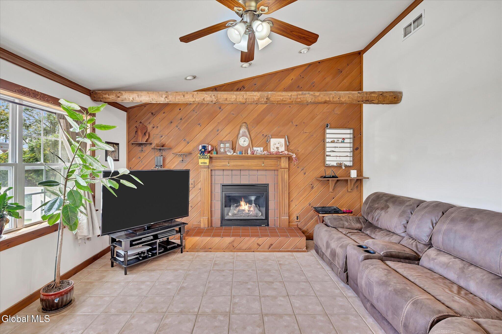 5490 Mariaville Road