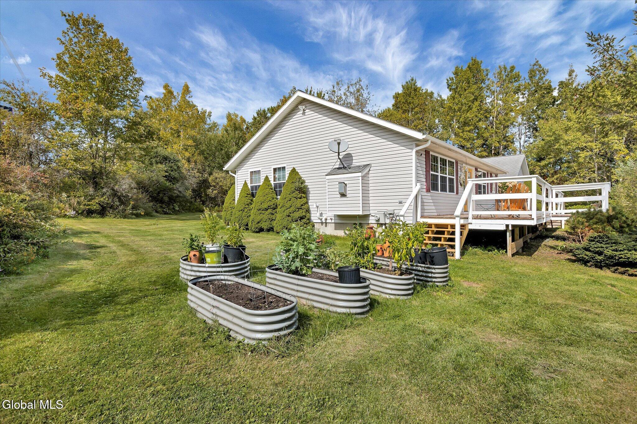 5490 Mariaville Road
