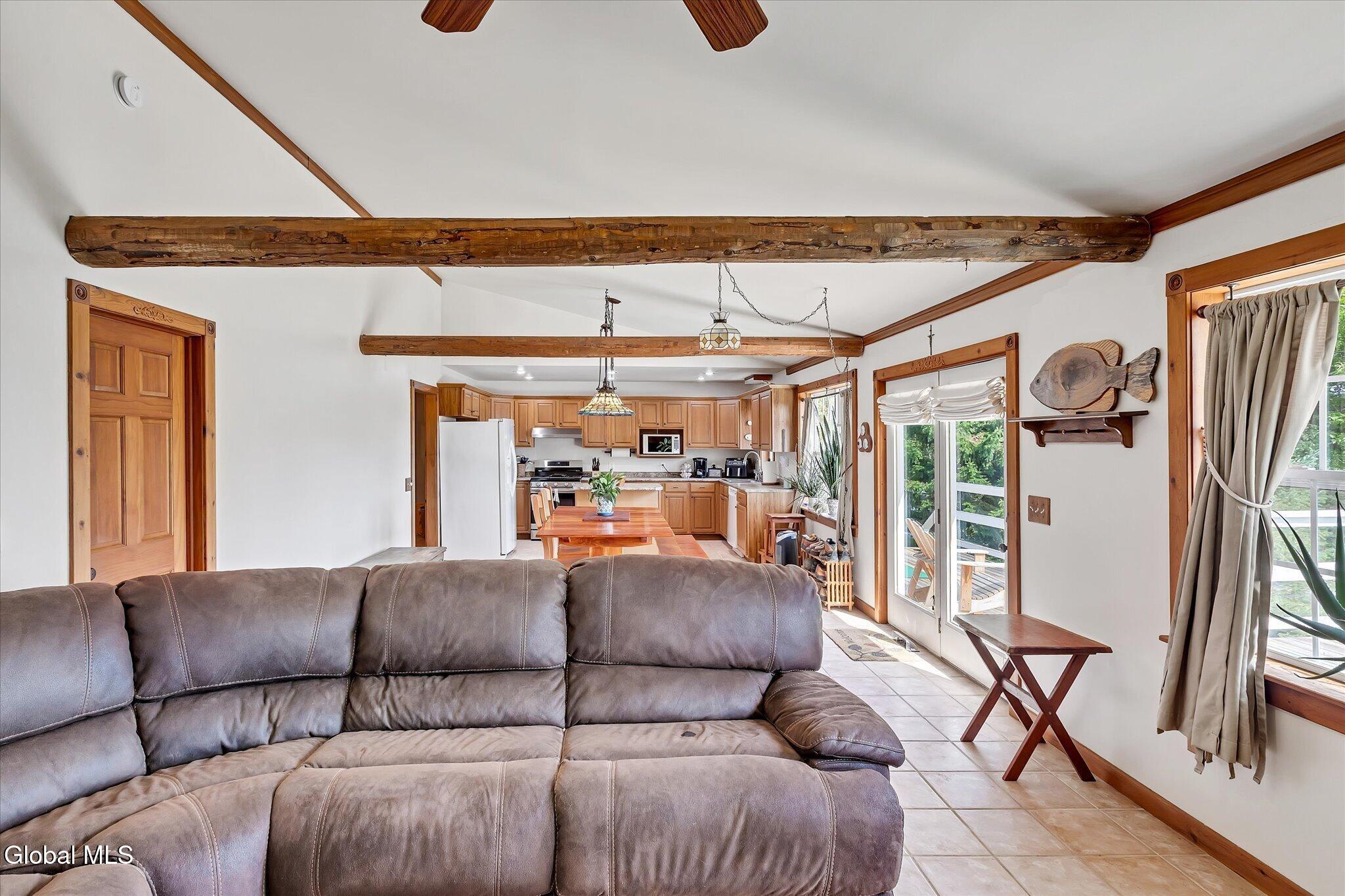 5490 Mariaville Road