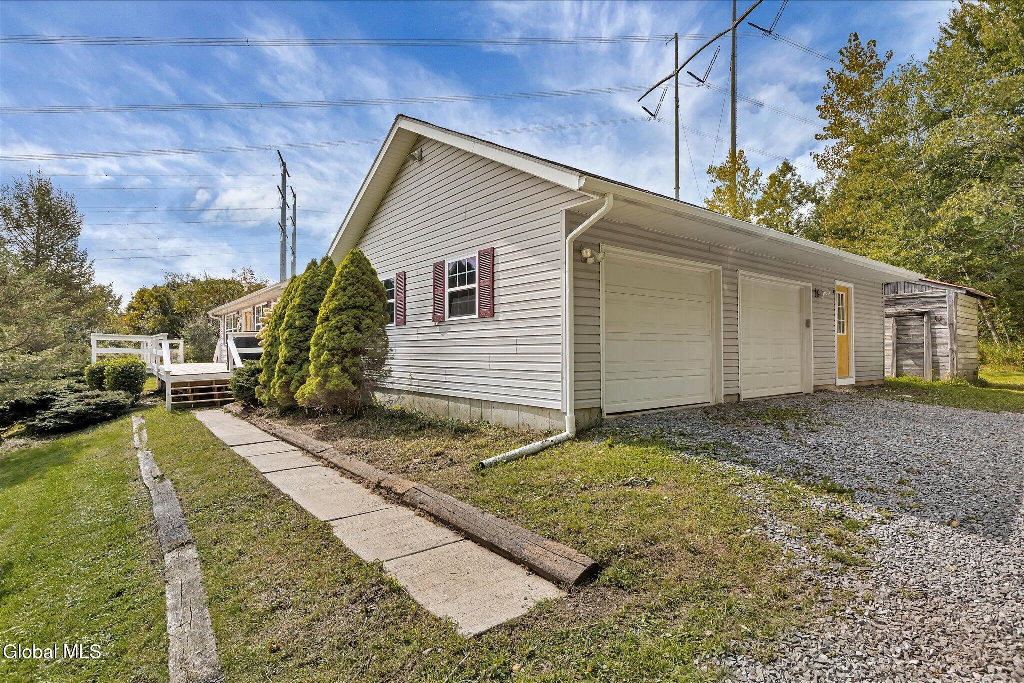 5490 Mariaville Road