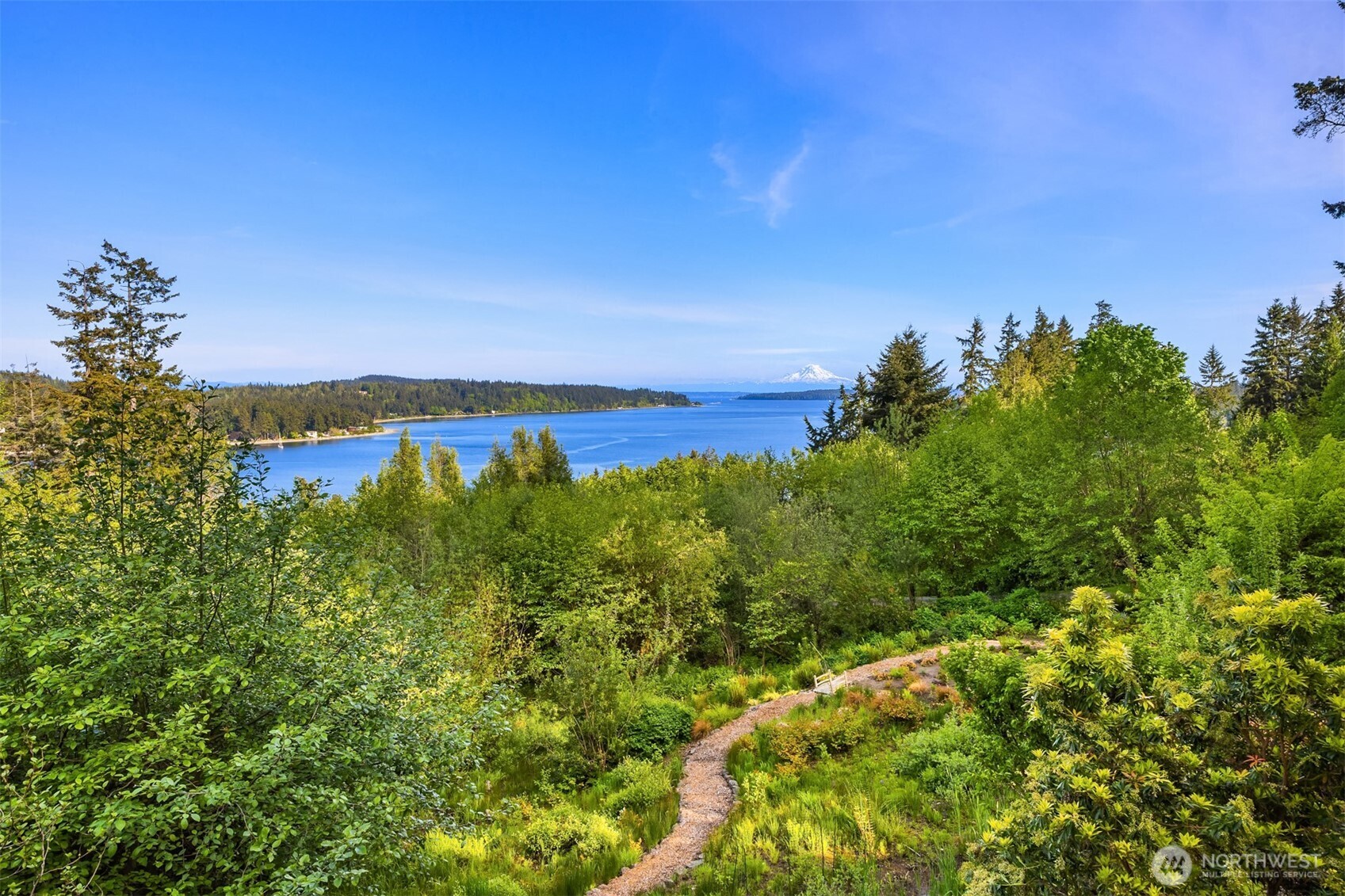 6715 NE Dapple Court