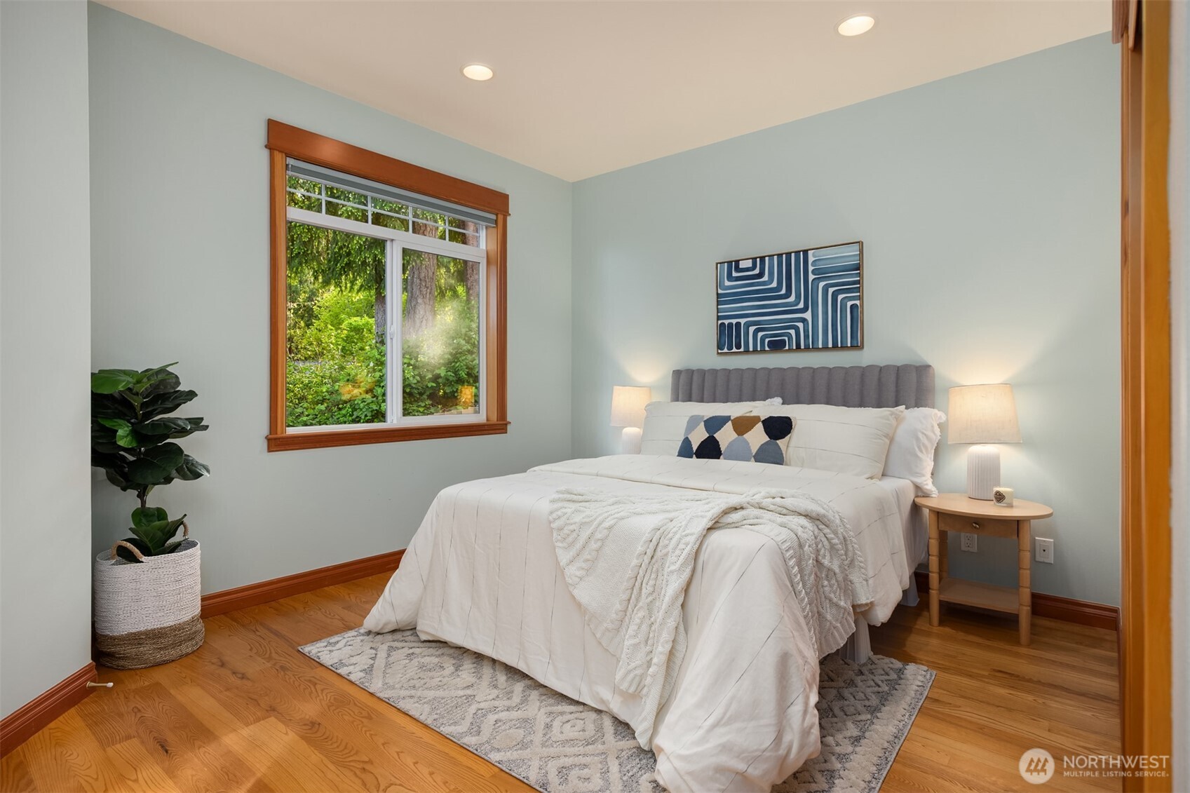 6715 NE Dapple Court