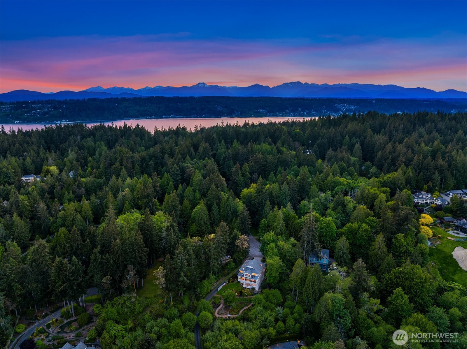 6715 NE Dapple Court