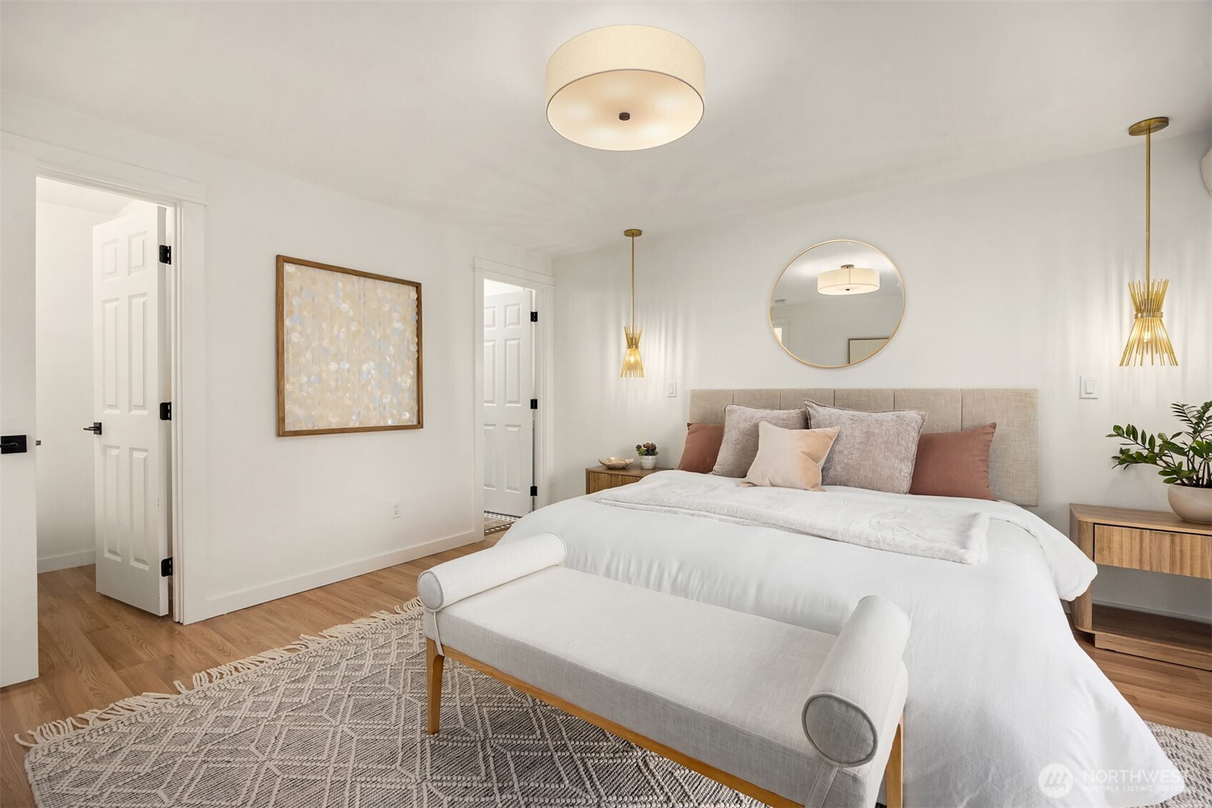 1585 NE Park View Drive