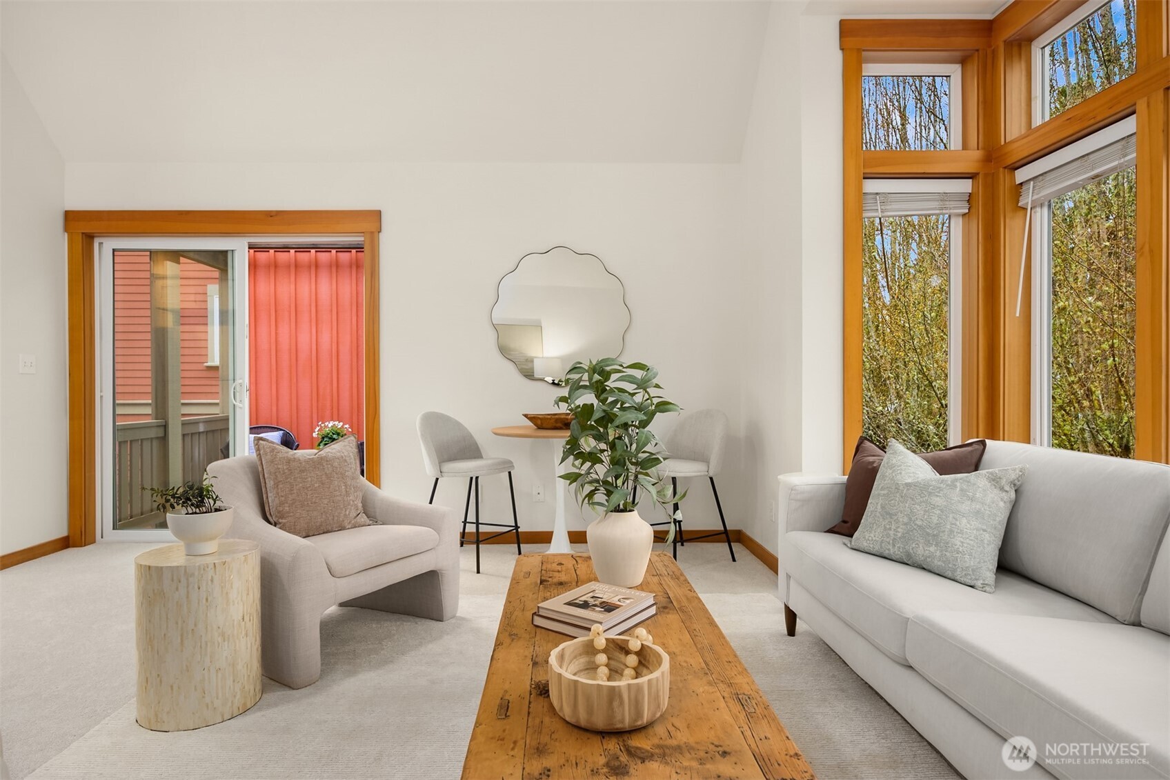 325 Winslow Way W Unit: 201