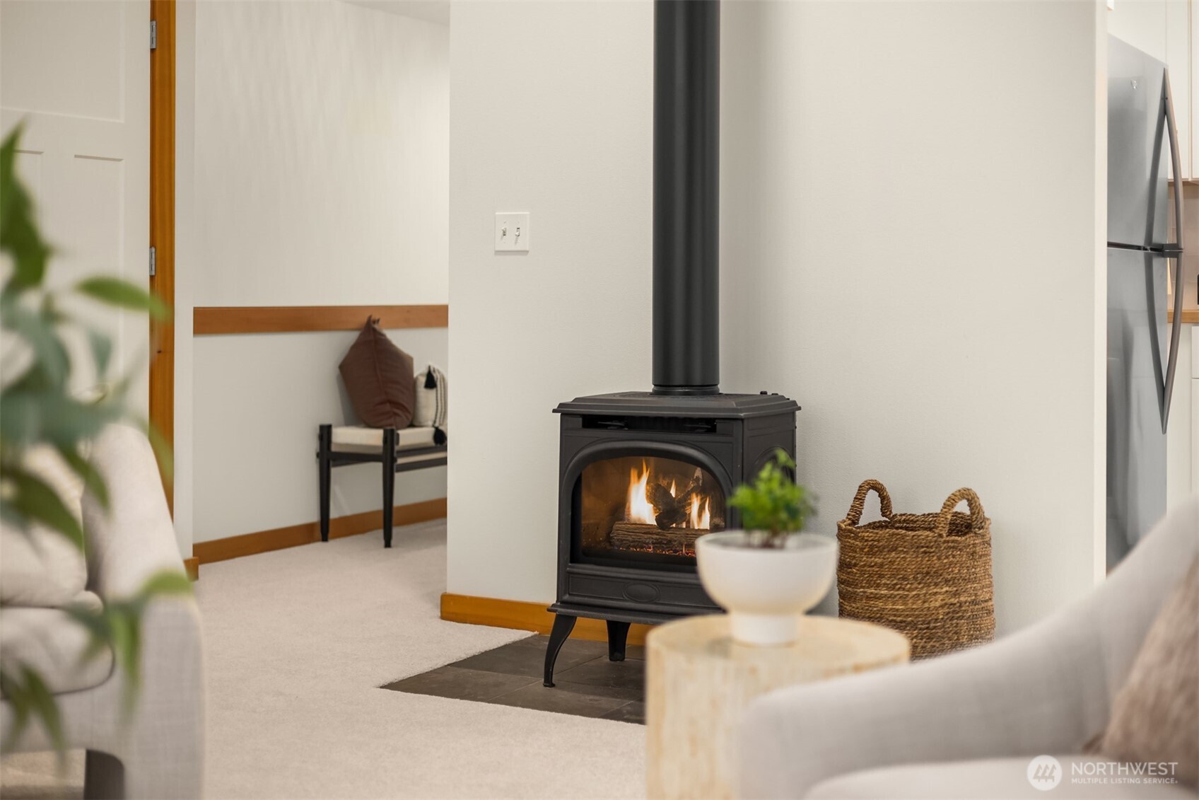 325 Winslow Way W Unit: 201