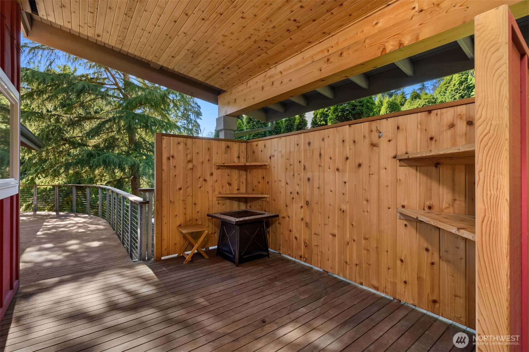 6575 NE Honeysuckle Lane