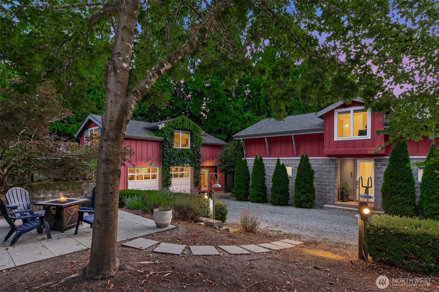 6575 NE Honeysuckle Lane