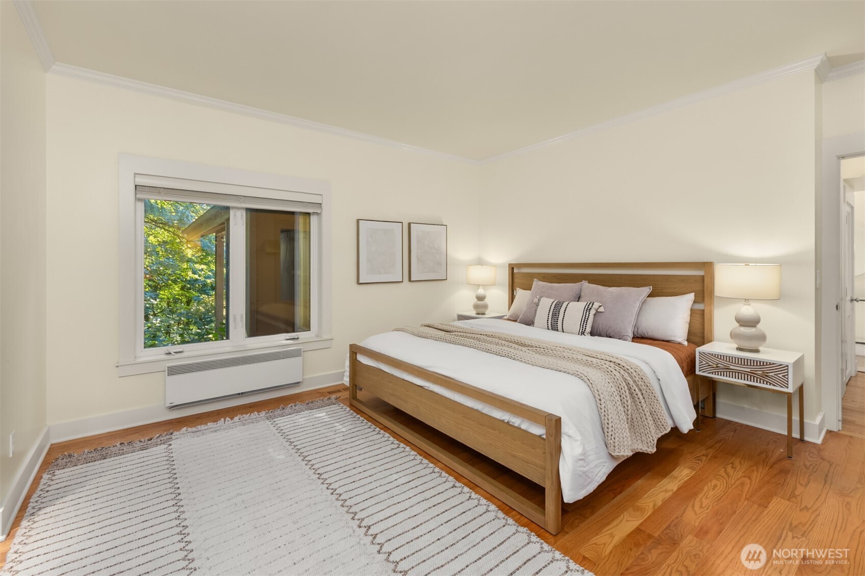 6575 NE Honeysuckle Lane