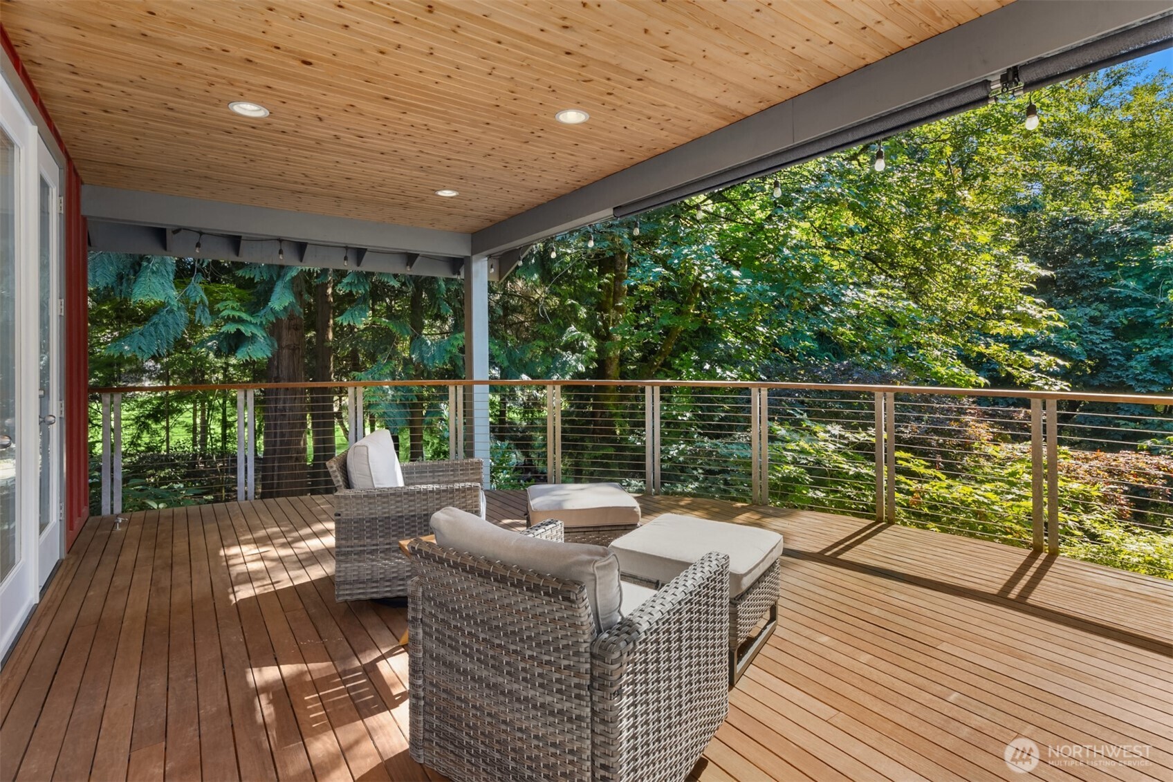 6575 NE Honeysuckle Lane
