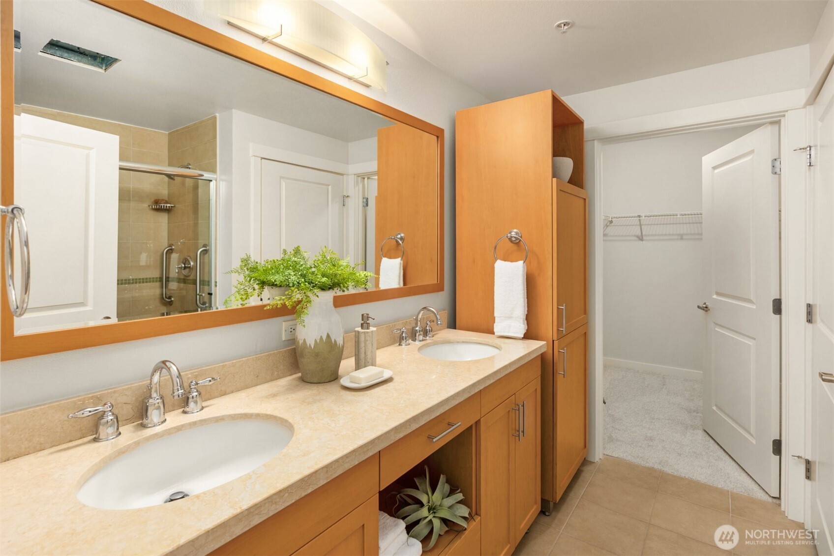 190 Harbor Square Loop NE Unit: C 331