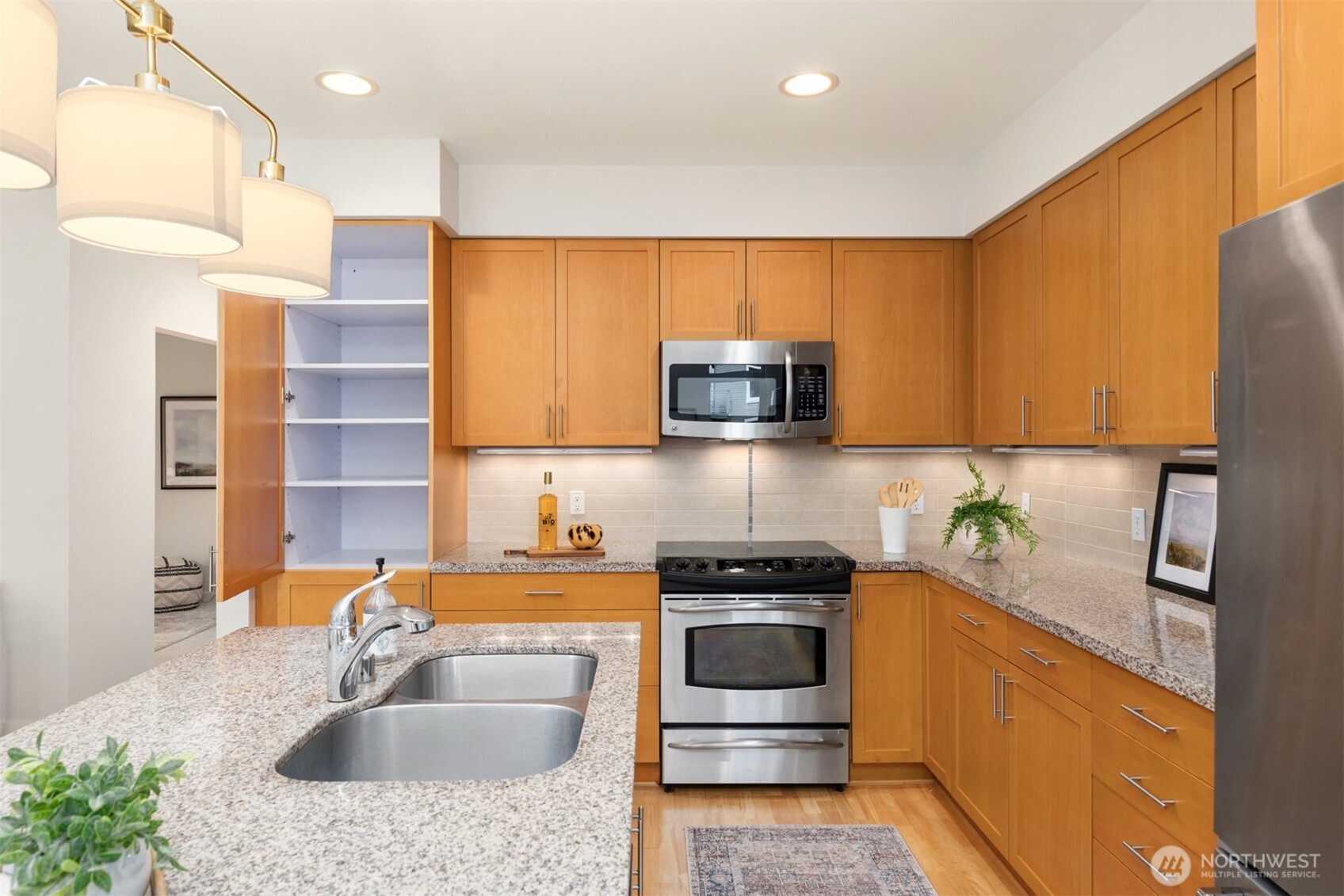 190 Harbor Square Loop NE Unit: C 331