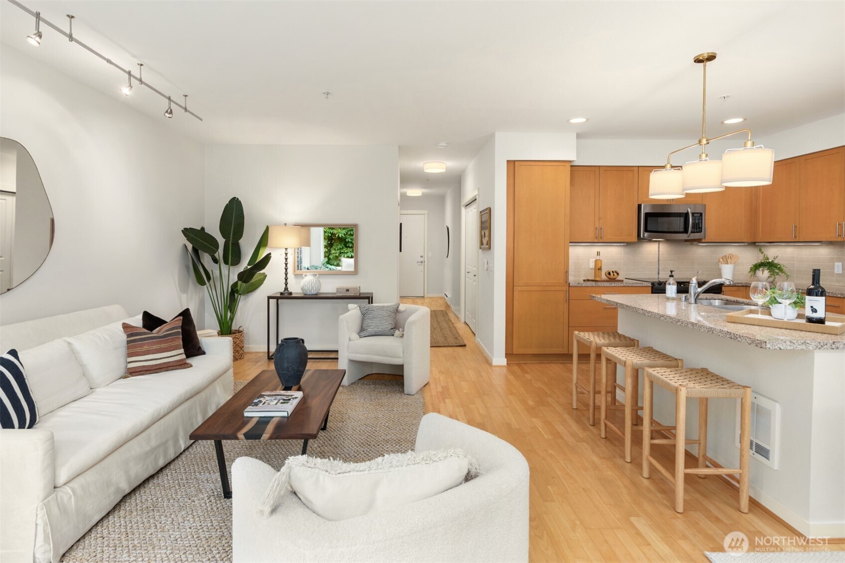 190 Harbor Square Loop NE Unit: C 331
