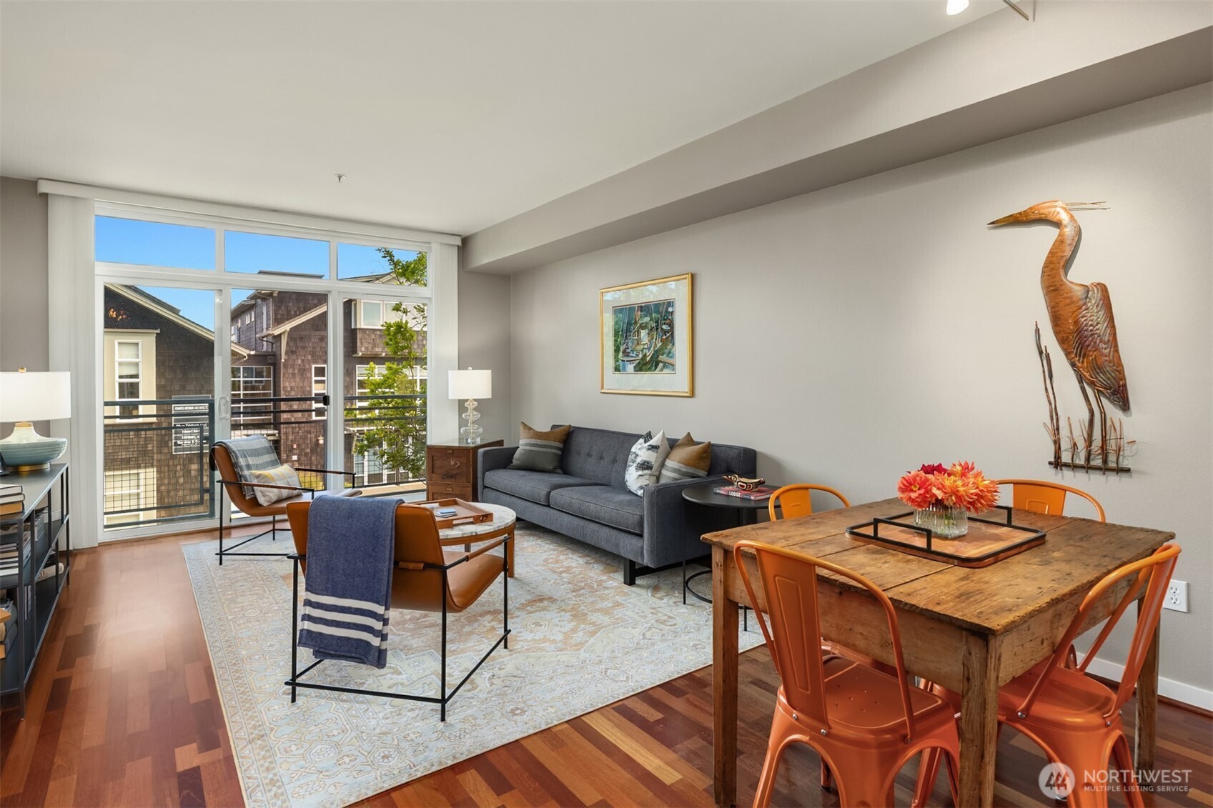 125 Ferncliff Avenue NE Unit: E242