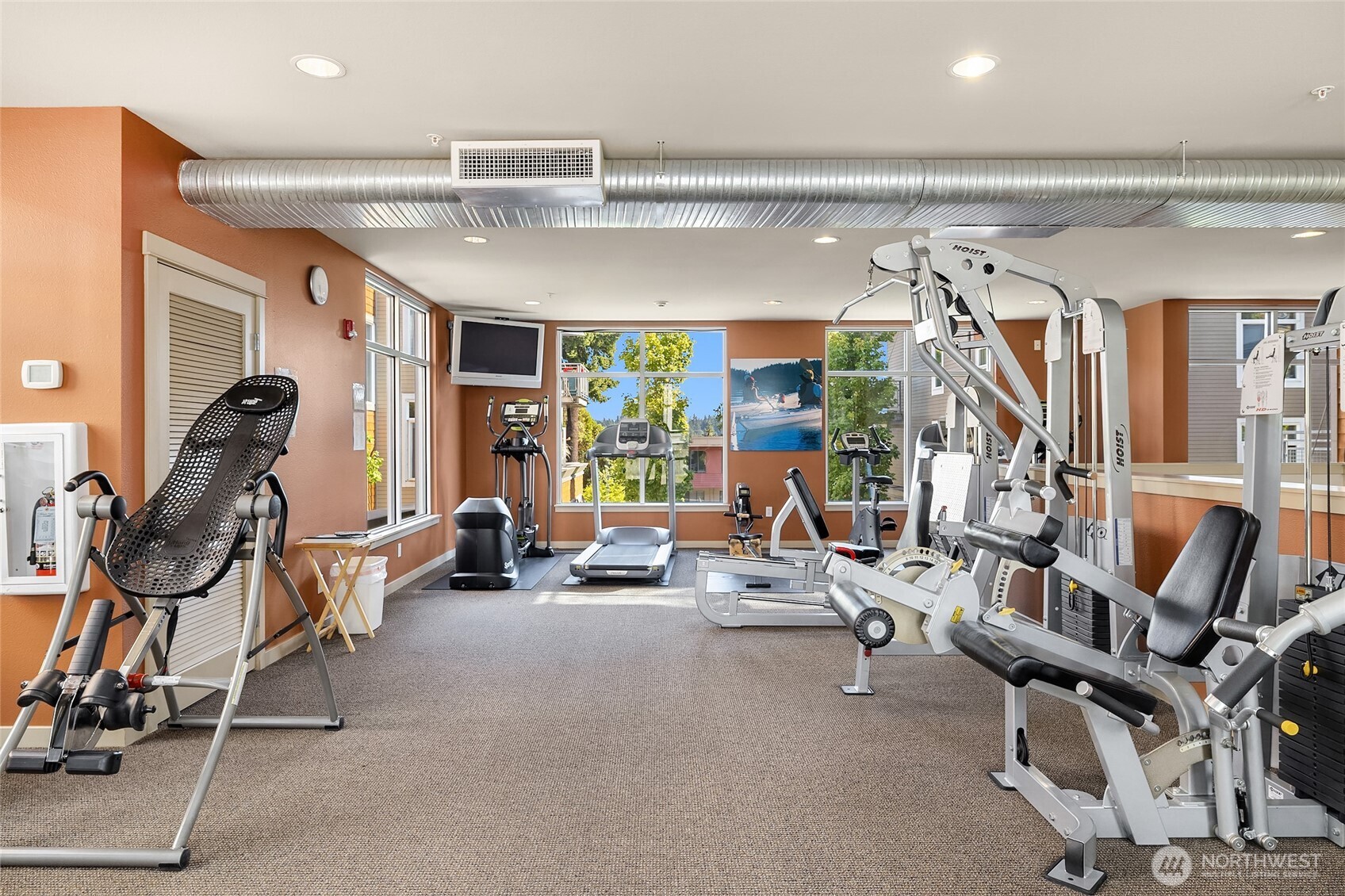 125 Ferncliff Avenue NE Unit: E242