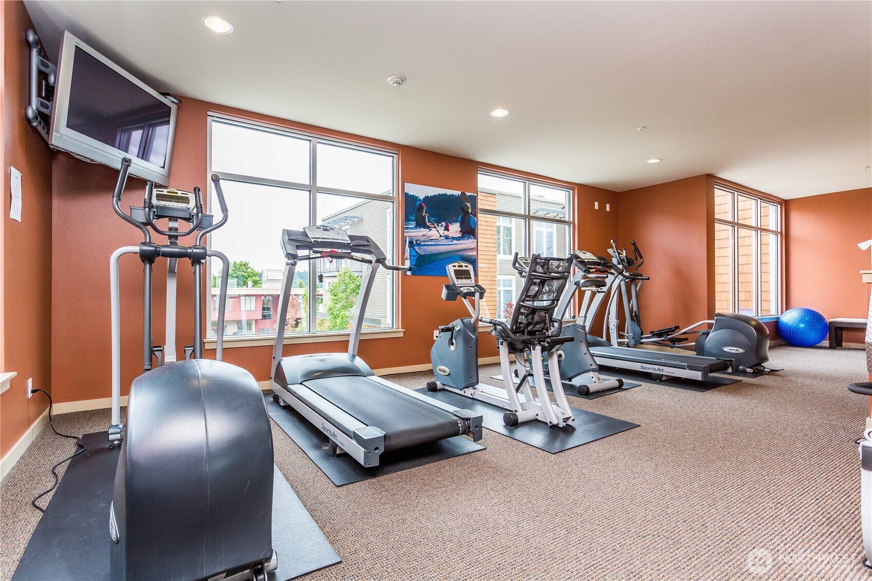 125 Ferncliff Avenue NE Unit: E242