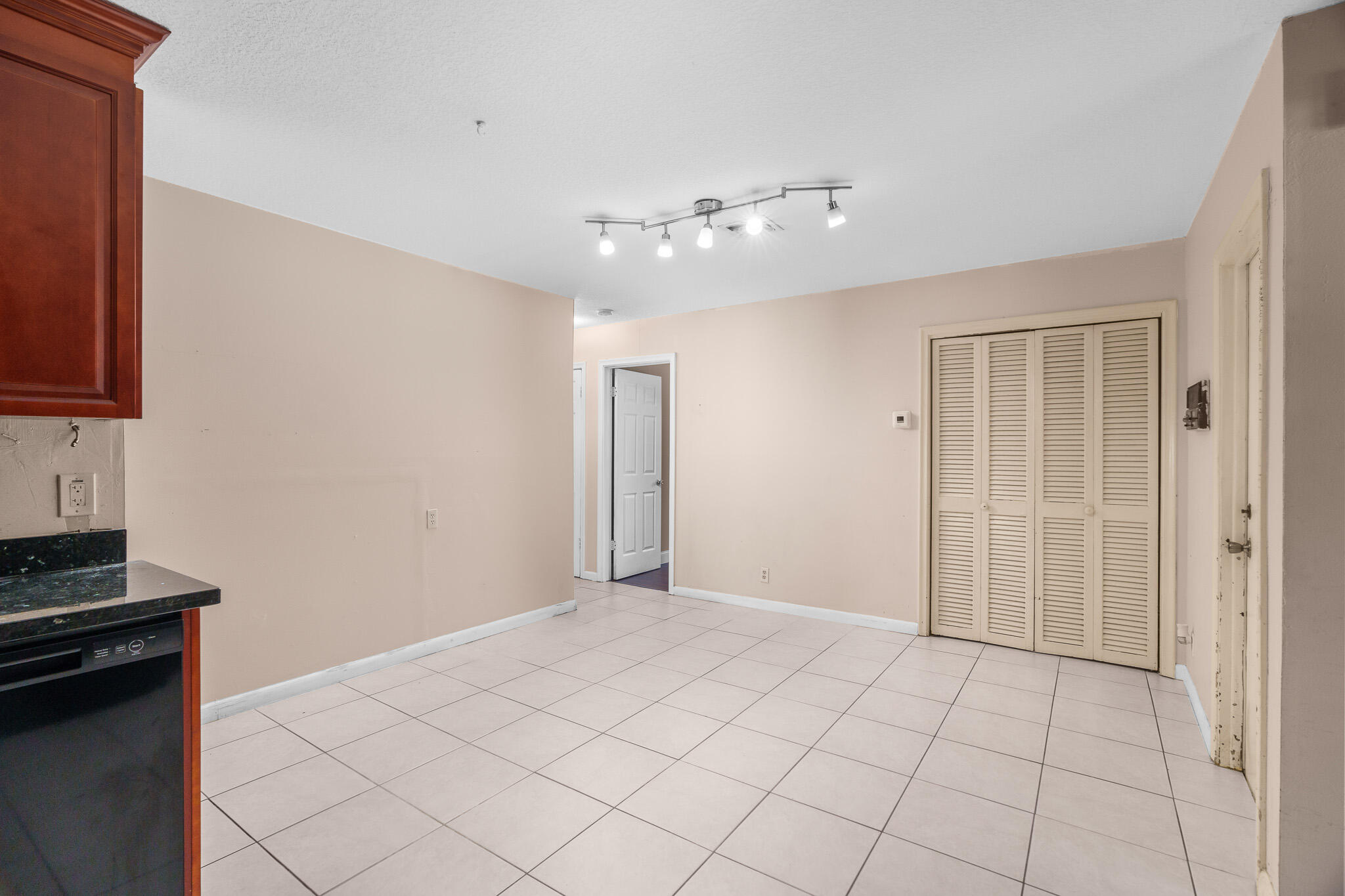 11271 NW 35th Street
