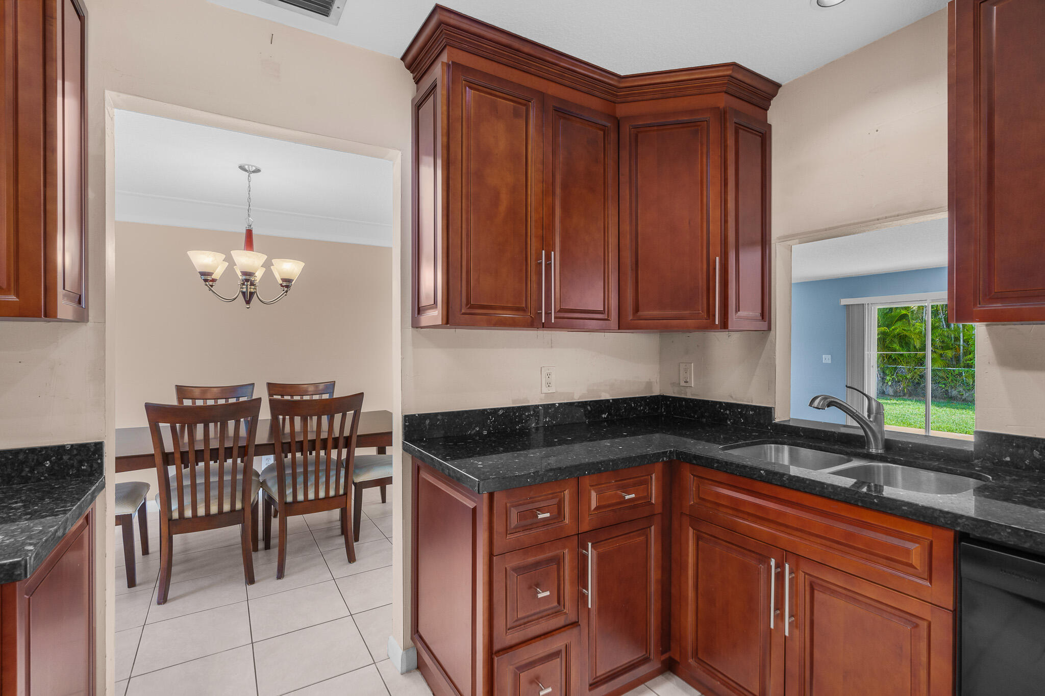 11271 NW 35th Street