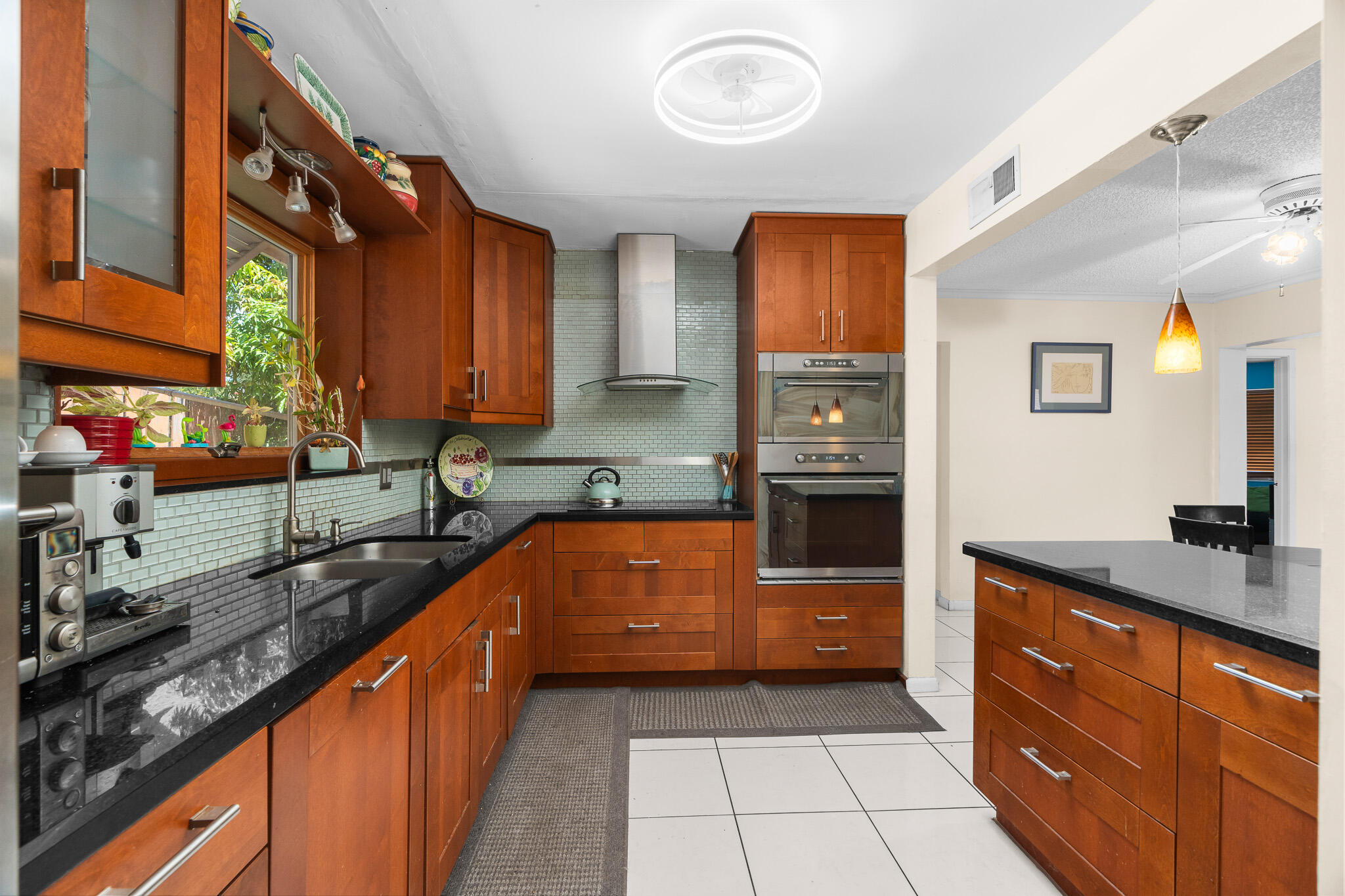 1601 NE 48TH Court