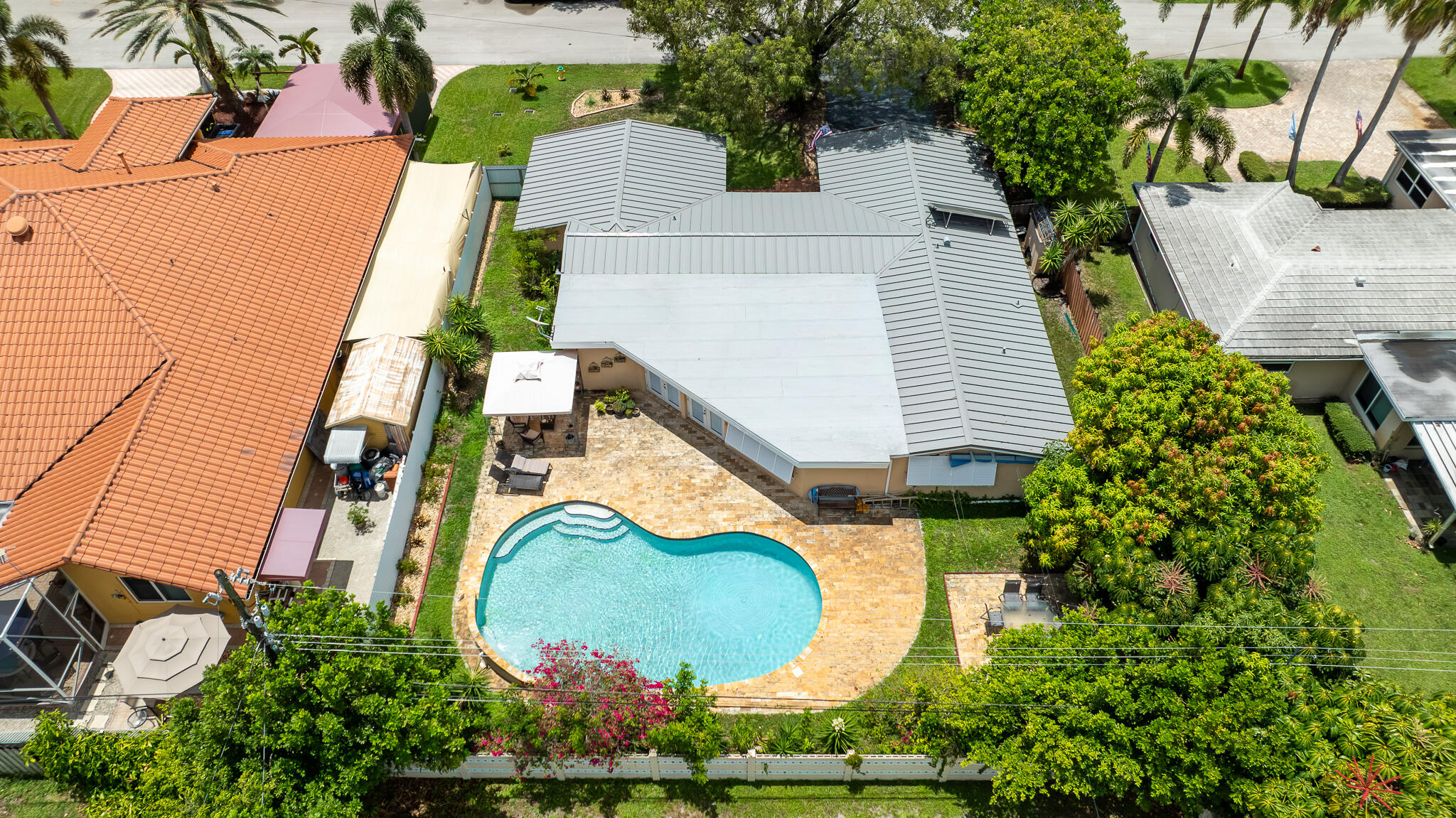 1601 NE 48TH Court
