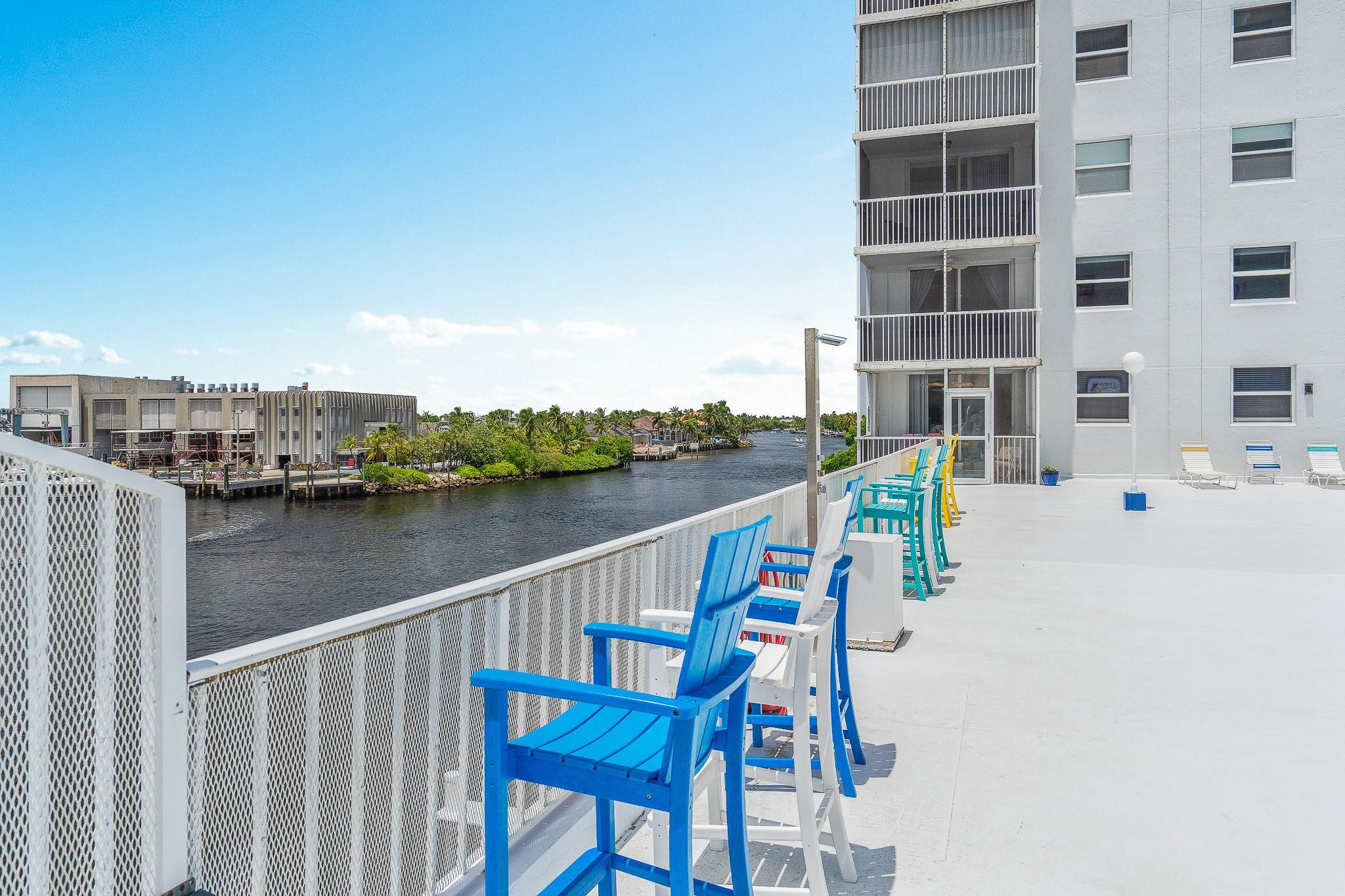 1505 N Riverside Dr 801