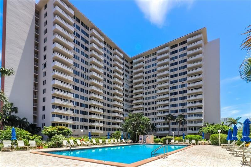 3233 NE 34th St 1609