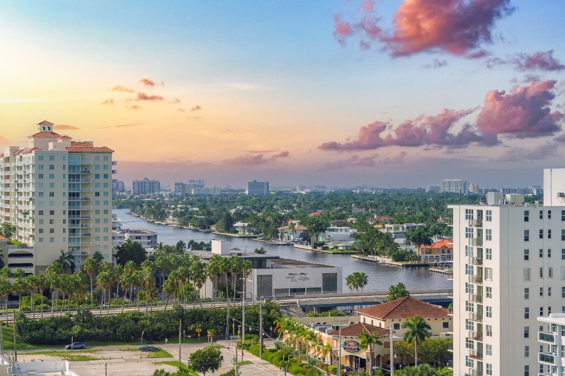 3233 NE 34th St 1609