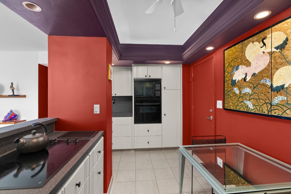 3233 NE 34th St 1609