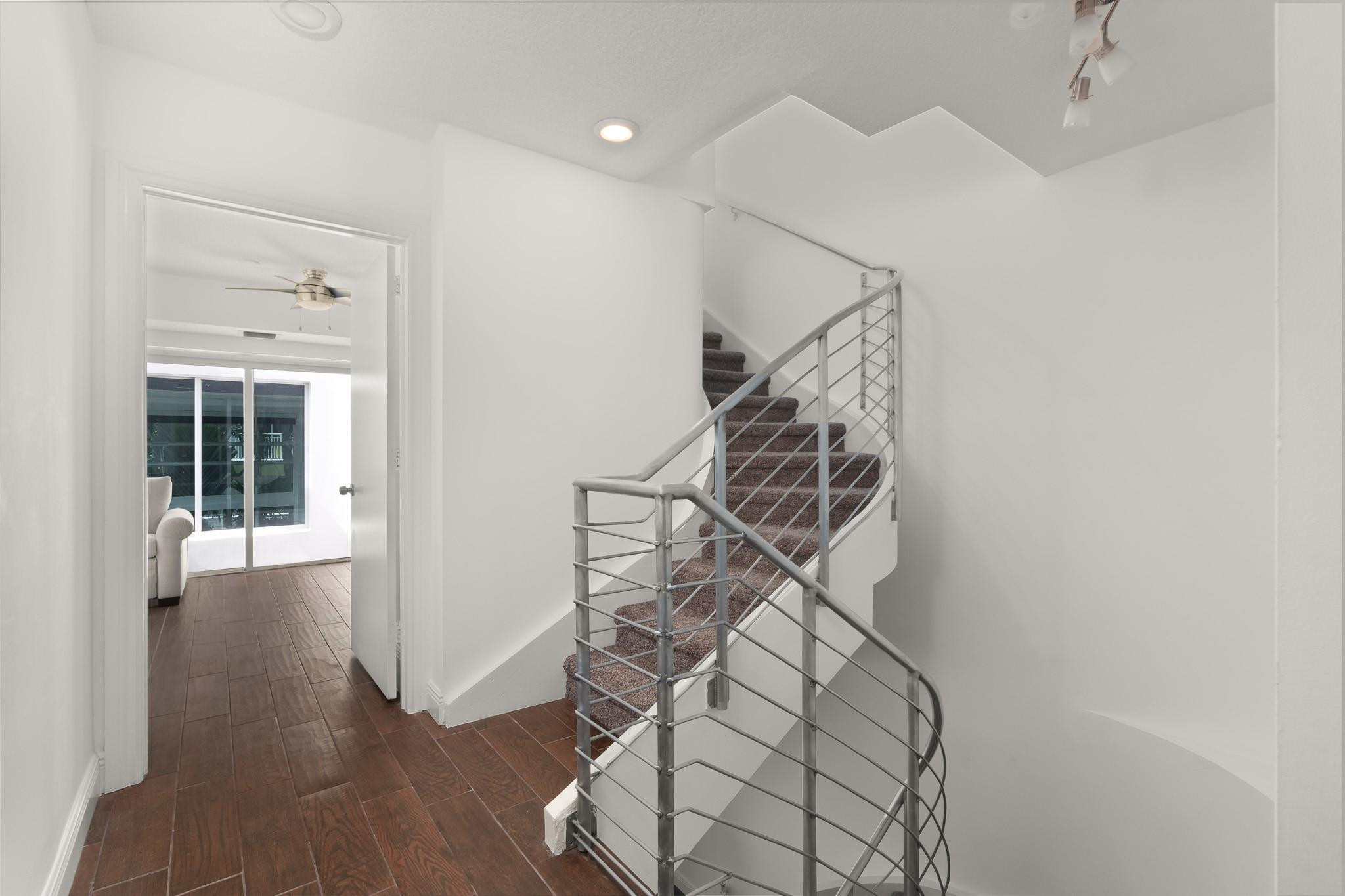 920 NE 16th Ter 1
