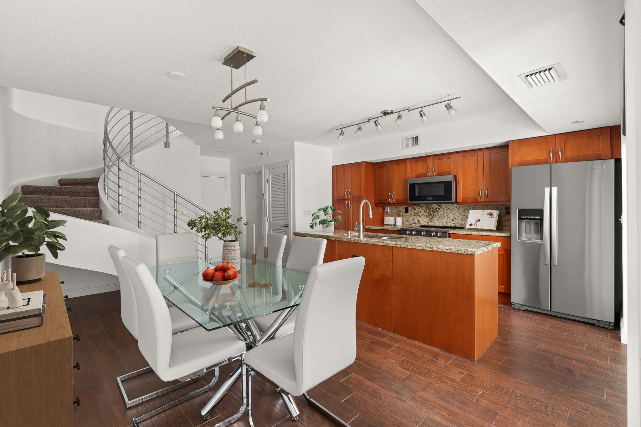 920 NE 16th Ter 1