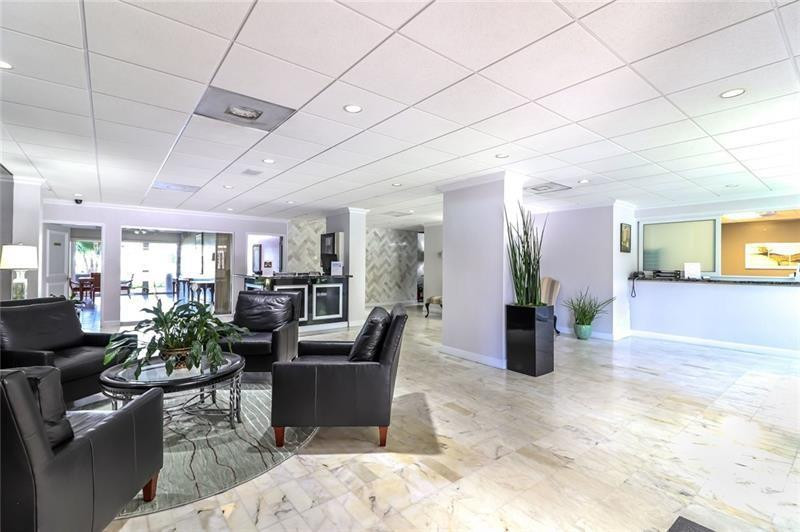 3233 NE 34th St 508