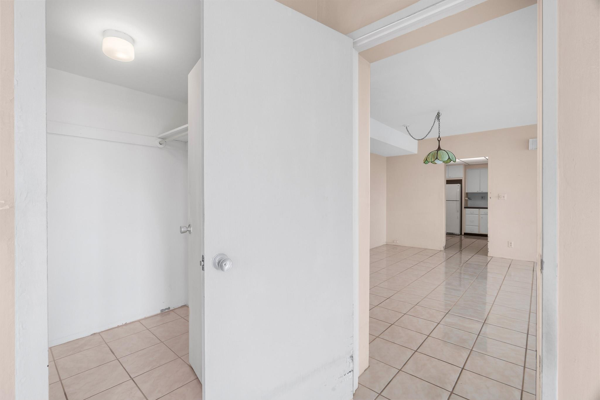 3233 NE 34th St 508