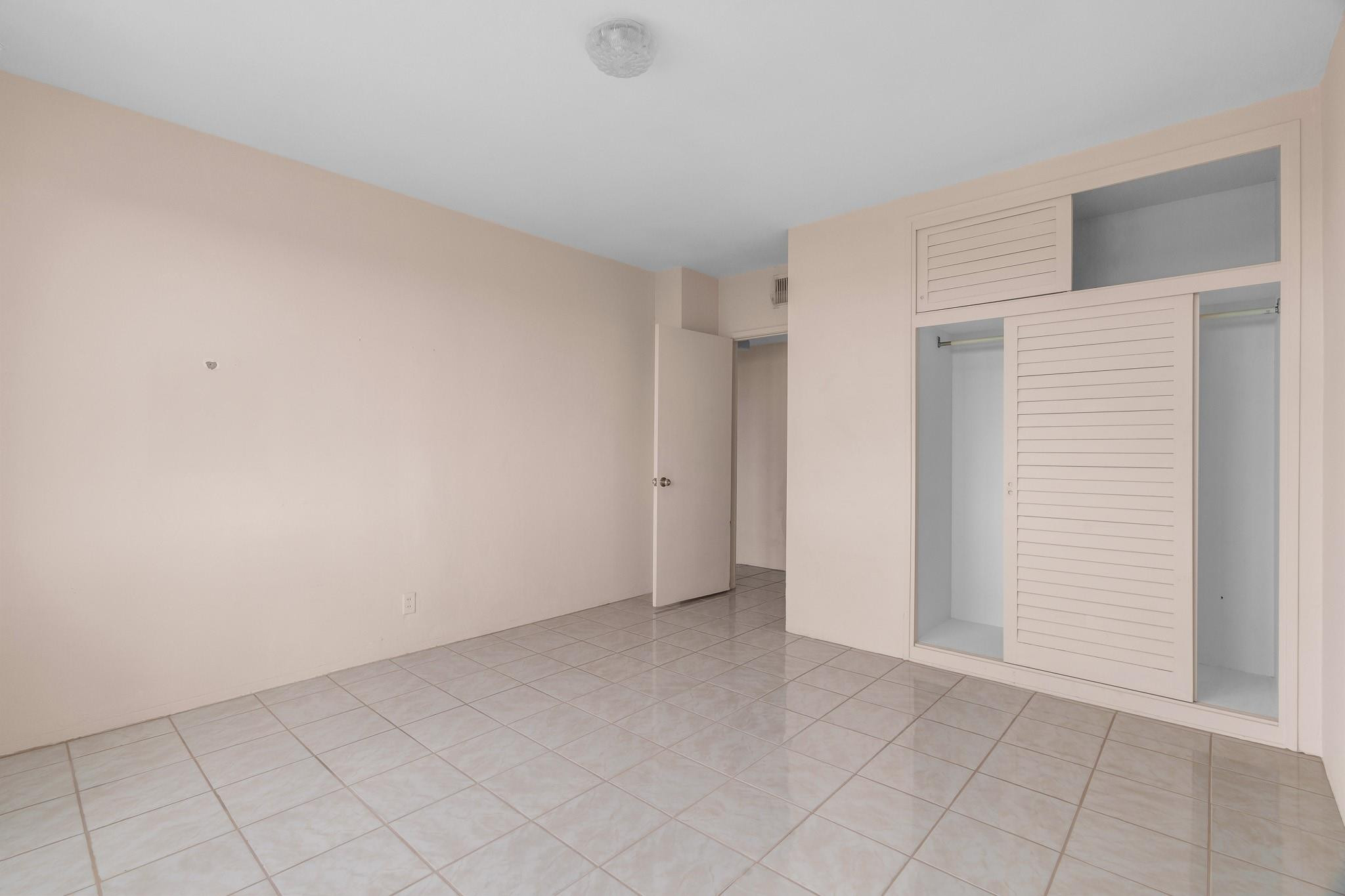 3233 NE 34th St 508