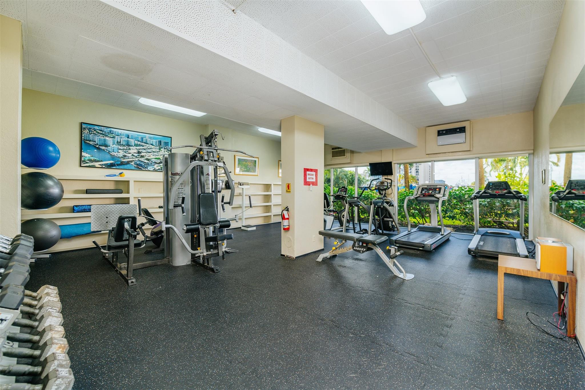 3233 NE 34th St 508