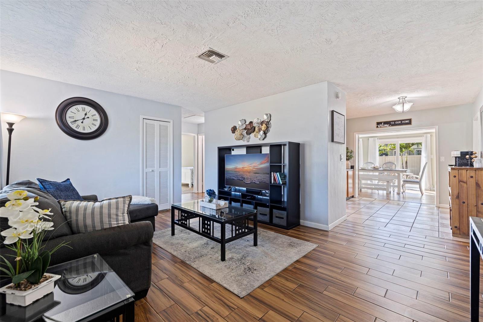 8210 FLAME VINE AVE