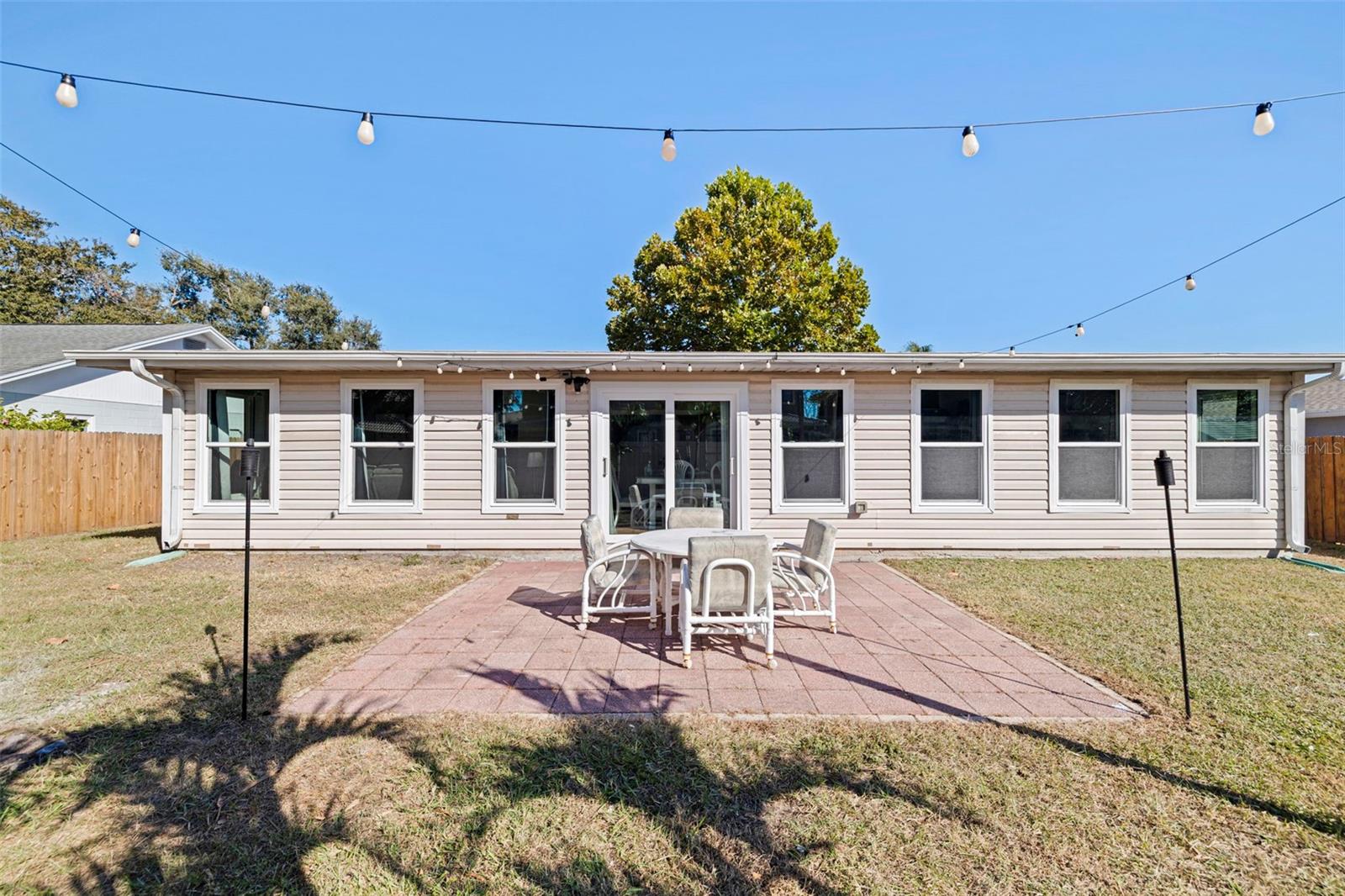 8210 FLAME VINE AVE