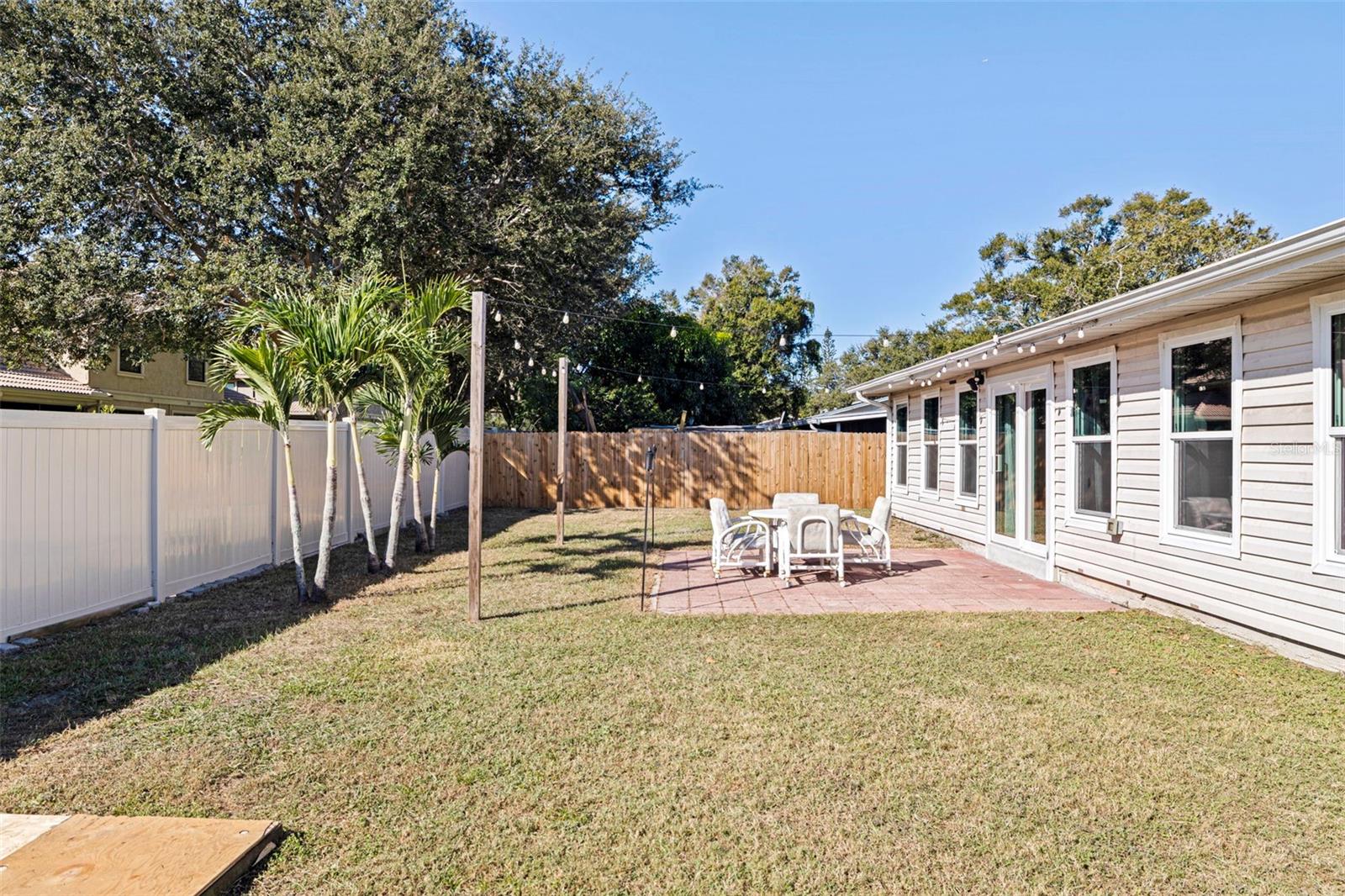 8210 FLAME VINE AVE