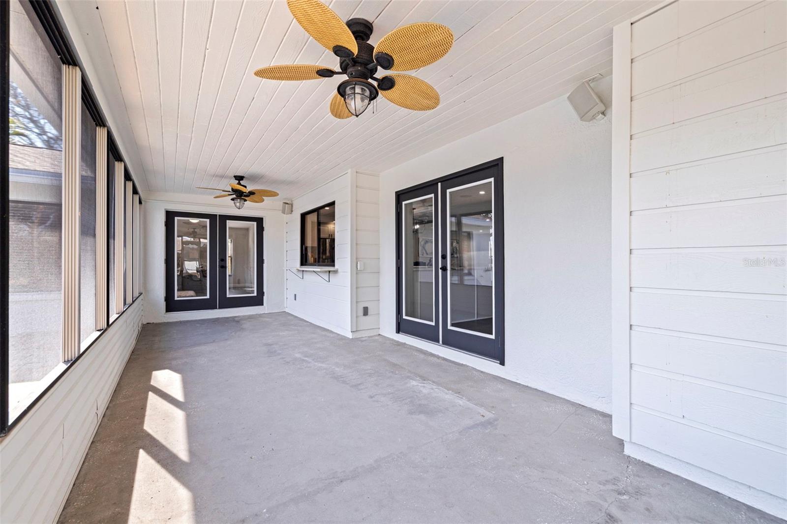 8950 BAYWOOD PARK DR