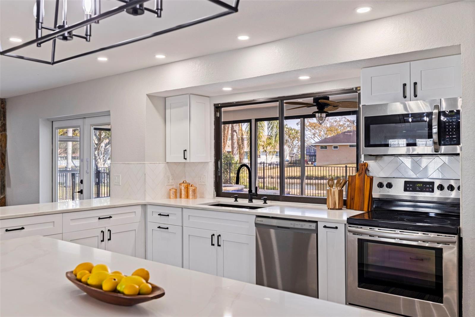 8950 BAYWOOD PARK DR