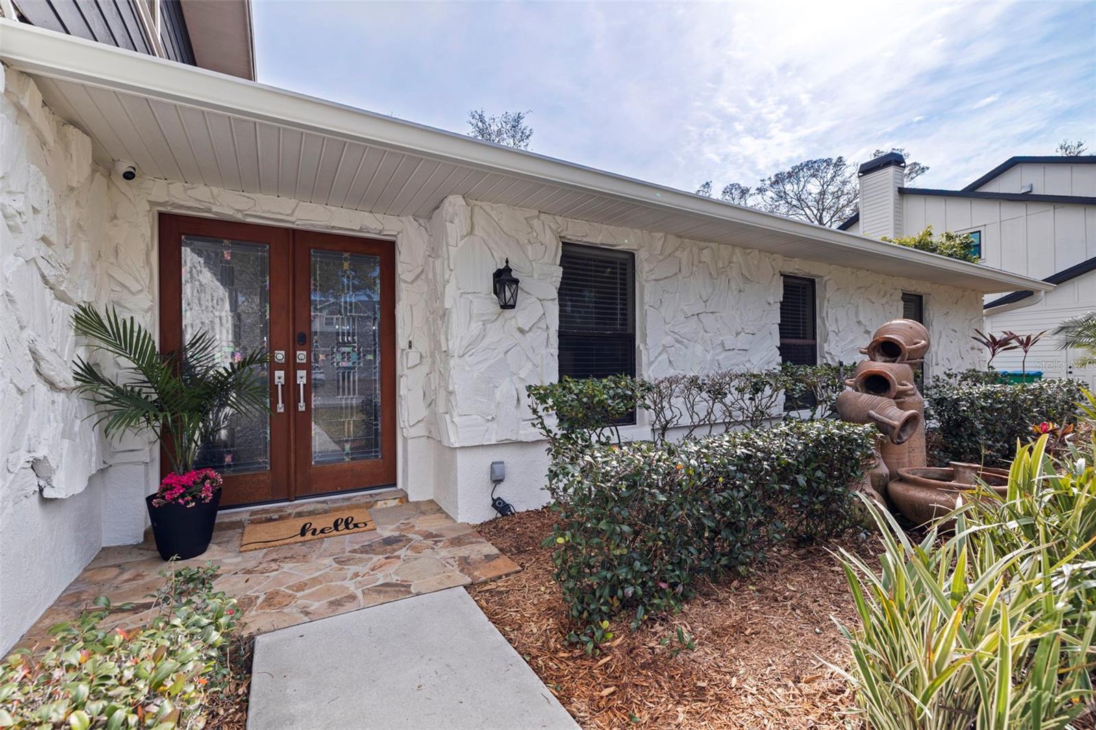 8950 BAYWOOD PARK DR