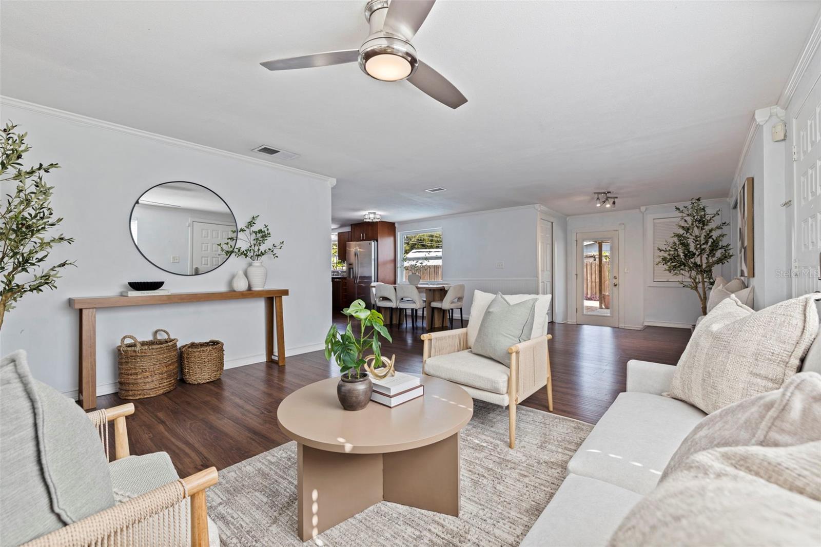8536 QUAIL RD