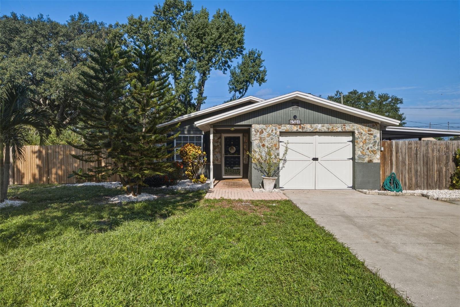 8536 QUAIL RD